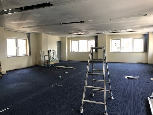 吉敷町スクエアビルの内装