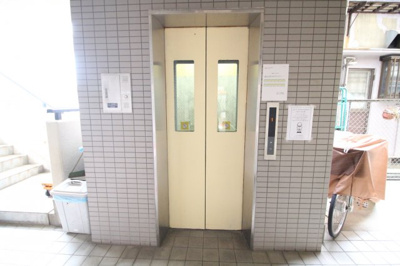 【エントランス】 | 井辺マンション