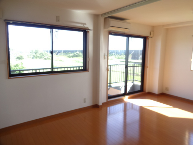 クラシオンの洋室