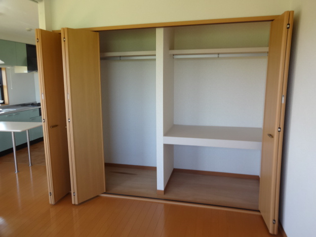 クラシオンの収納|たっぷりとした収納スペースです