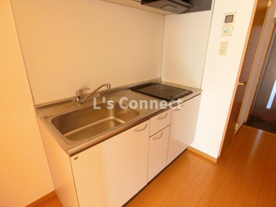 【キッチン】 | アネーロ泉中央 | ２口ＩＨヒーターのシステムキッチン。