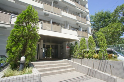 ☆建物入り口☆