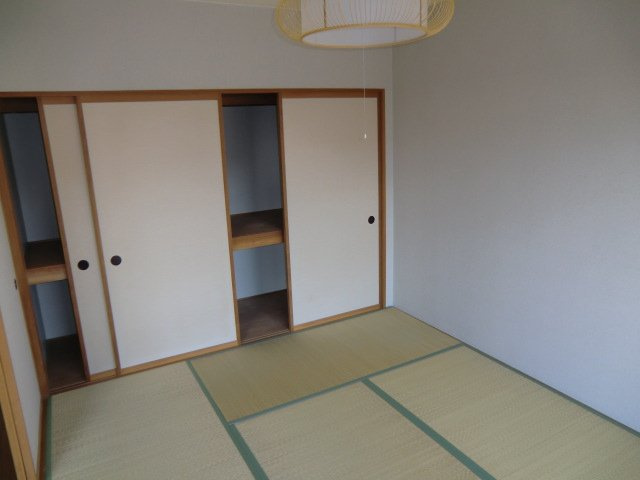 クレスト本町の子供部屋