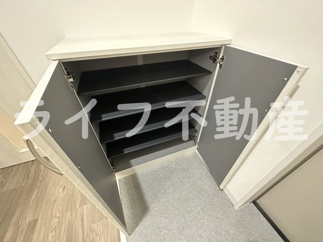 アート小若江の収納|こまごまとしたものを収納できそうですね