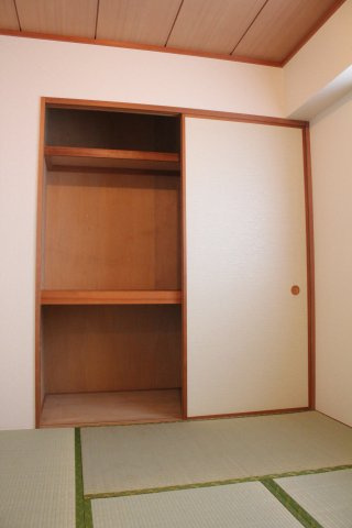 パークノヴァ府中の収納