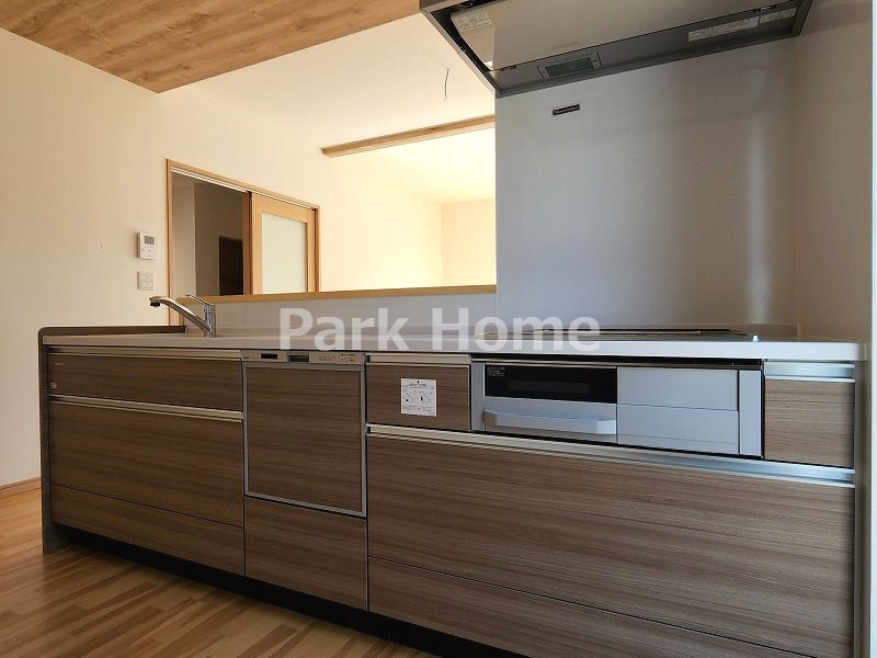 高知市鴨部3丁目 B号地 新築戸建てのキッチン