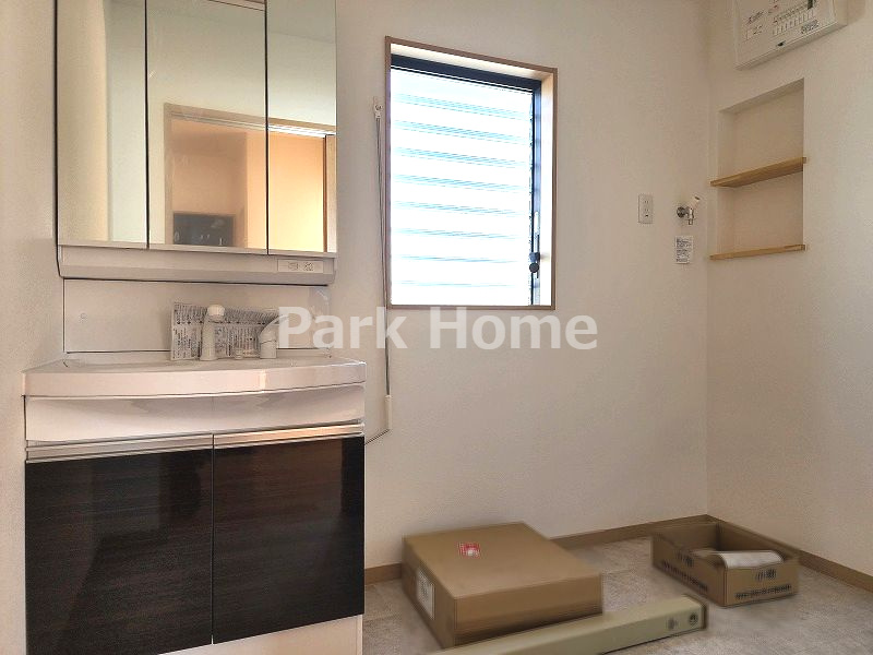 高知市鴨部3丁目 B号地 新築戸建ての洗面所