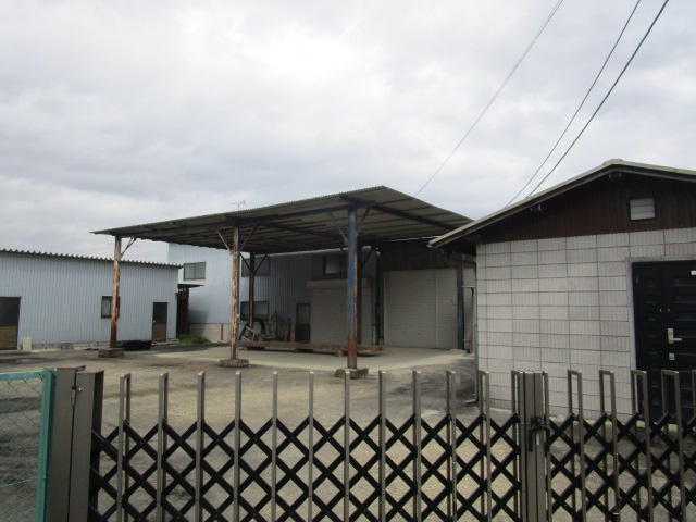 八尾市水越６丁目の工場