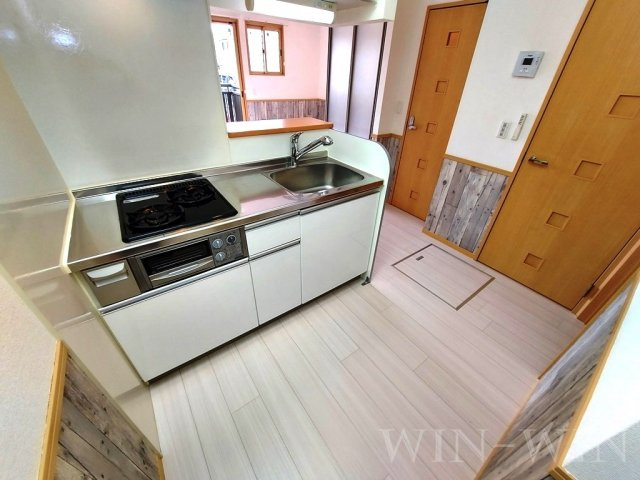 ソレイユ北島 Bのキッチン