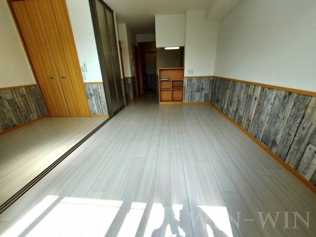 ソレイユ北島 Bの居間・リビング