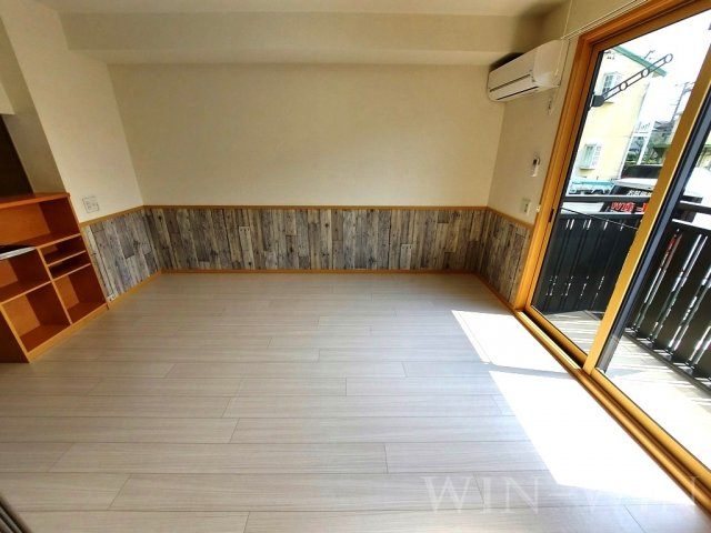 ソレイユ北島 Bの居間・リビング