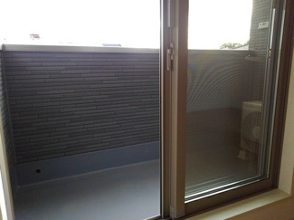 【バルコニー】