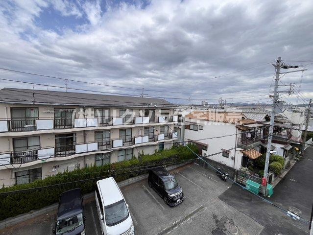 寝屋川市萱島東１丁目　新築一戸建て　2号棟の展望|物件からの眺望
■物件内覧・資金計画相談・住宅ローン相談、リフォーム相談、お問合せ受付中■
※当日・翌日のご内覧、ご相談はお電話でのお問合せがスムーズです！