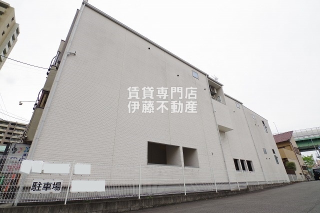 Villa Storiaの駐車場