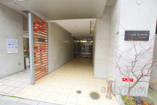 クレイルタワー　仲介手数料無料のエントランス