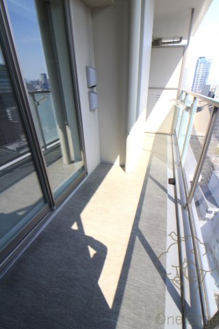 ブランズタワー梅田NORTHのバルコニー