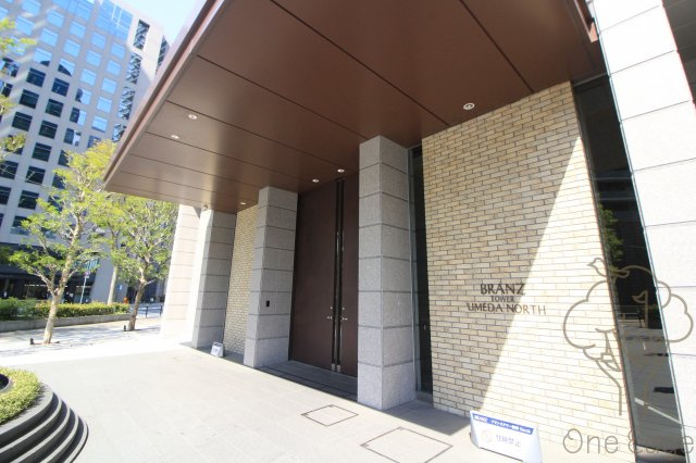 ブランズタワー梅田NORTHのエントランス