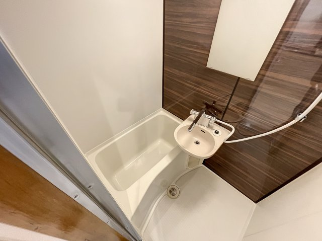 フローリエ細山Ⅱの浴室