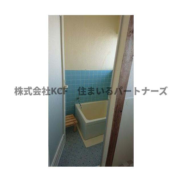 常冨コーポの浴室|落ち着いた空間のお風呂です