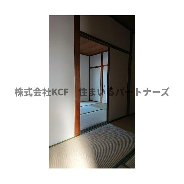 常冨コーポの和室|和室ならではの温かな和の空間で寛ぎの時間を過ごせます