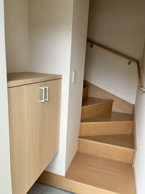 【ロビー】 | コンフォートガーデン | 玄関はこのようになっています