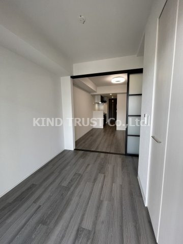 アーバネックス梅田中崎町の洋室|落ち着いた色調の洋室です