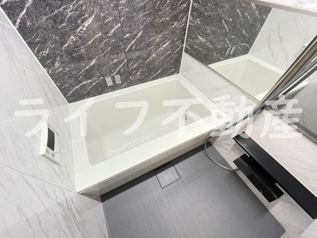 PHOENIX CLOVE TOMOIの浴室