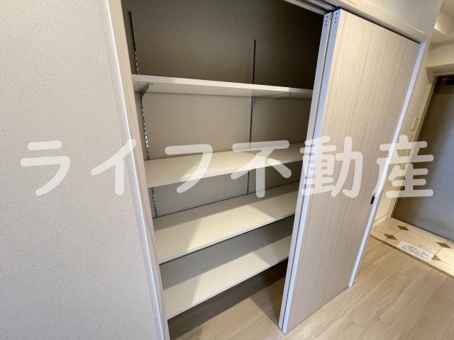 PHOENIX CLOVE TOMOIの収納