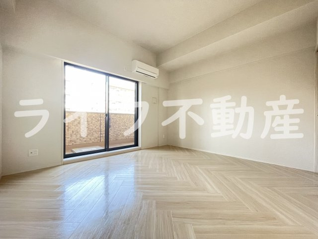 PHOENIX CLOVE TOMOIの居間・リビング