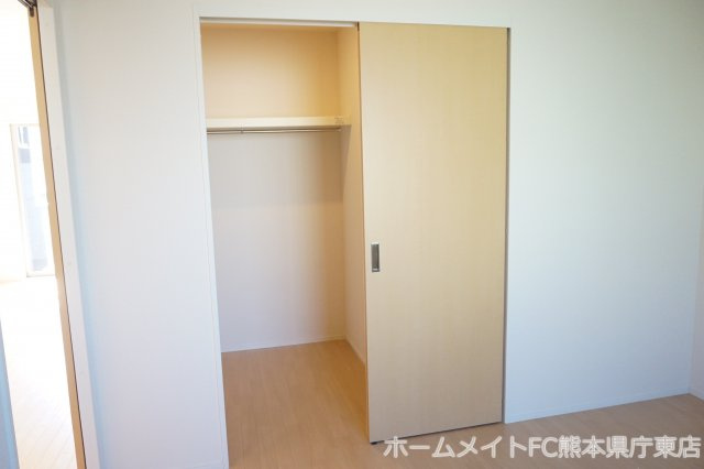 熊本市南区田井島３丁目のアパートの収納