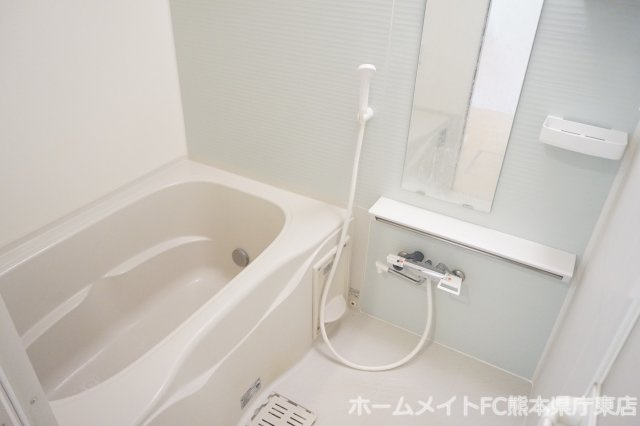 熊本市南区田井島３丁目のアパートの浴室