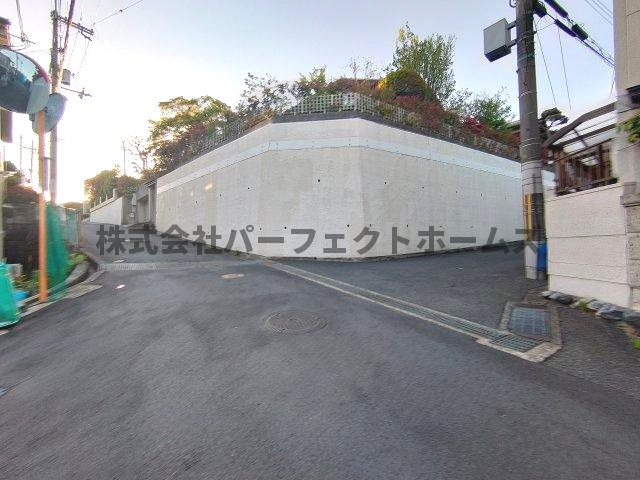 仲マンションの周辺