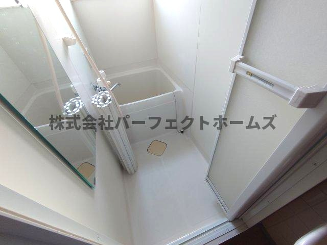 仲マンションの浴室|日々の疲れを癒すお風呂付です