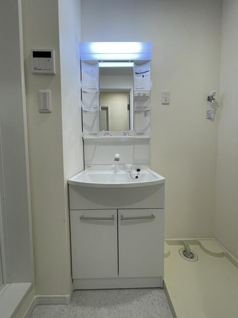 ＡＪ西船橋の独立洗面台