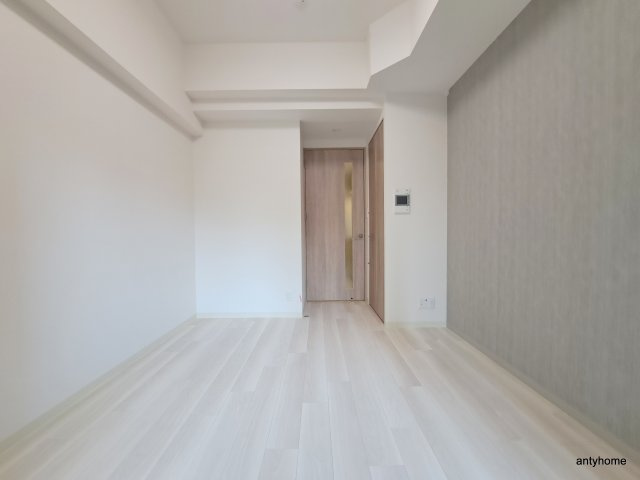 プレサンス松屋町ヴィゴラス 仲介手数料無料の洋室