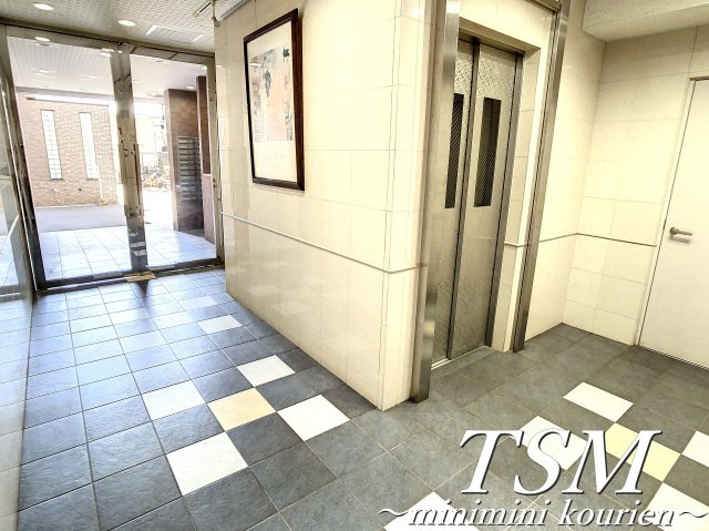 Ｍ’プラザ 香里壱番館のエントランス|エレベーターあり