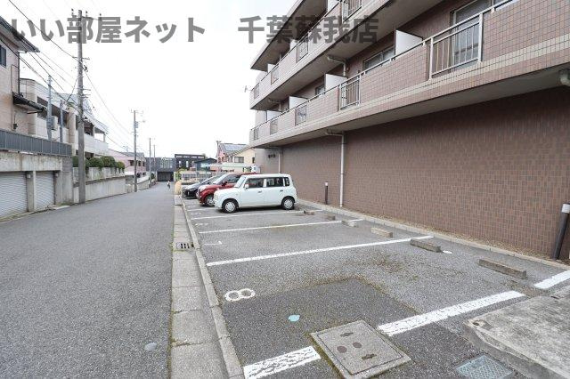 グレイス司の駐車場|駐車スペースもあります