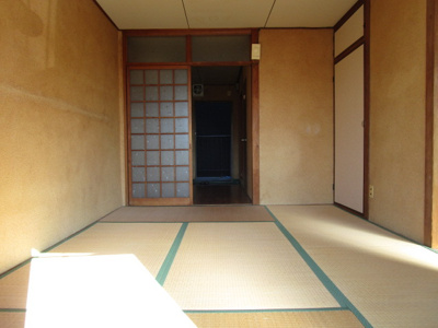 【和室】 | ハイコーポエヒメ | 和室ならではの温かな和の空間で寛ぎの時間を過ごせます