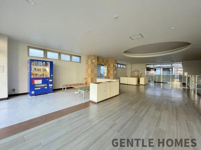 パーク・サンリヤン博多の森I・II号館のエントランス|広々としたエントランス