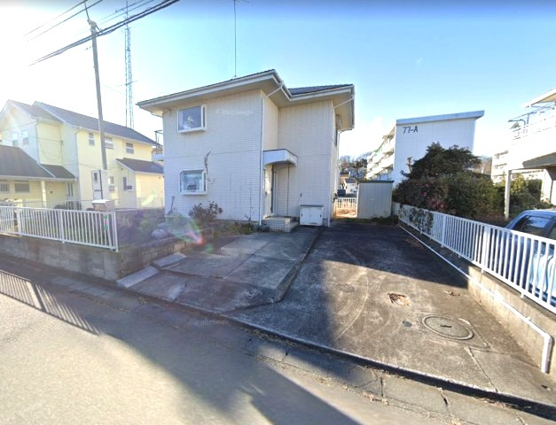 藤岡市本郷　中古（2023.6済）の前面道路含む現地写真