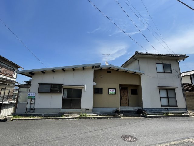 津山市山北　中古住宅　７LDK＋納戸