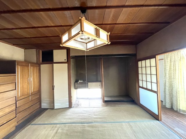 津山市山北　中古住宅　７LDK＋納戸の和室|１F　８畳