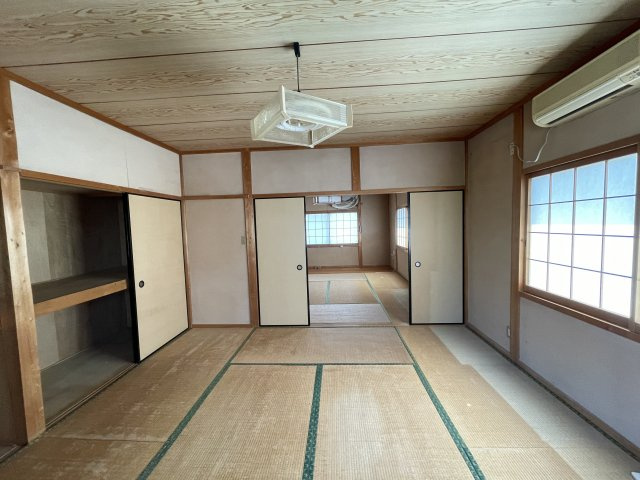 津山市山北　中古住宅　７LDK＋納戸の和室|２F　和室