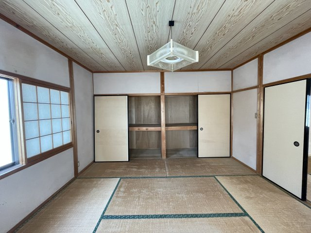 津山市山北　中古住宅　７LDK＋納戸の和室|２F　和室