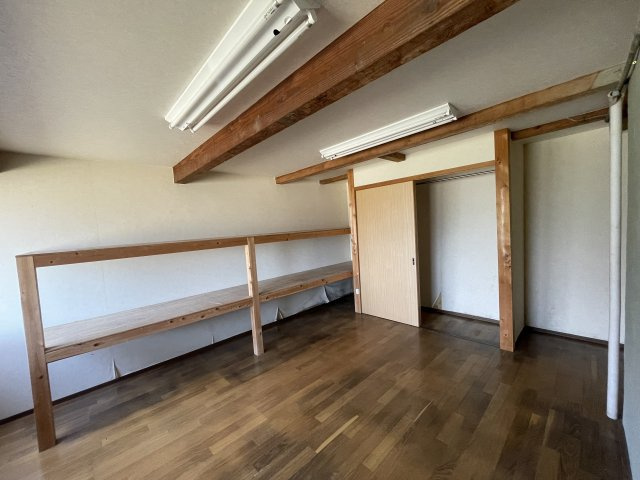 津山市山北　中古住宅　７LDK＋納戸の洋室|B1F　8.6畳