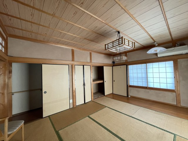 津山市山北　中古住宅　７LDK＋納戸の和室|１F板間付和室