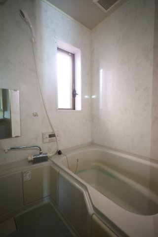 【浴室】