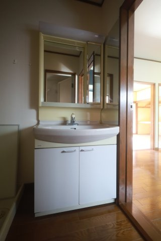 【独立洗面台】