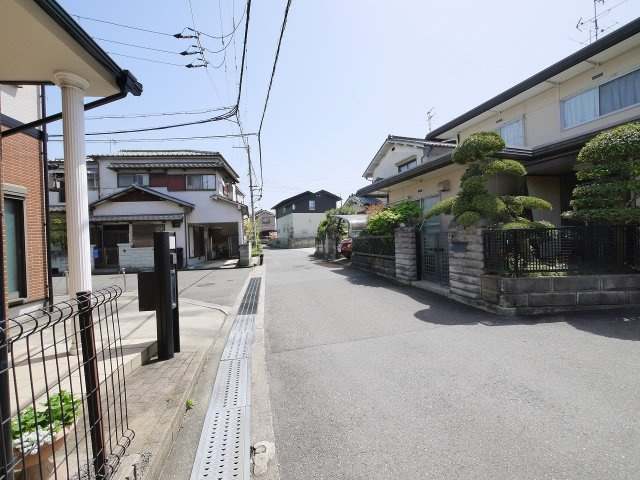 神殿町戸建ての周辺