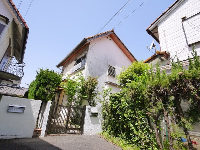 神殿町戸建ての外観